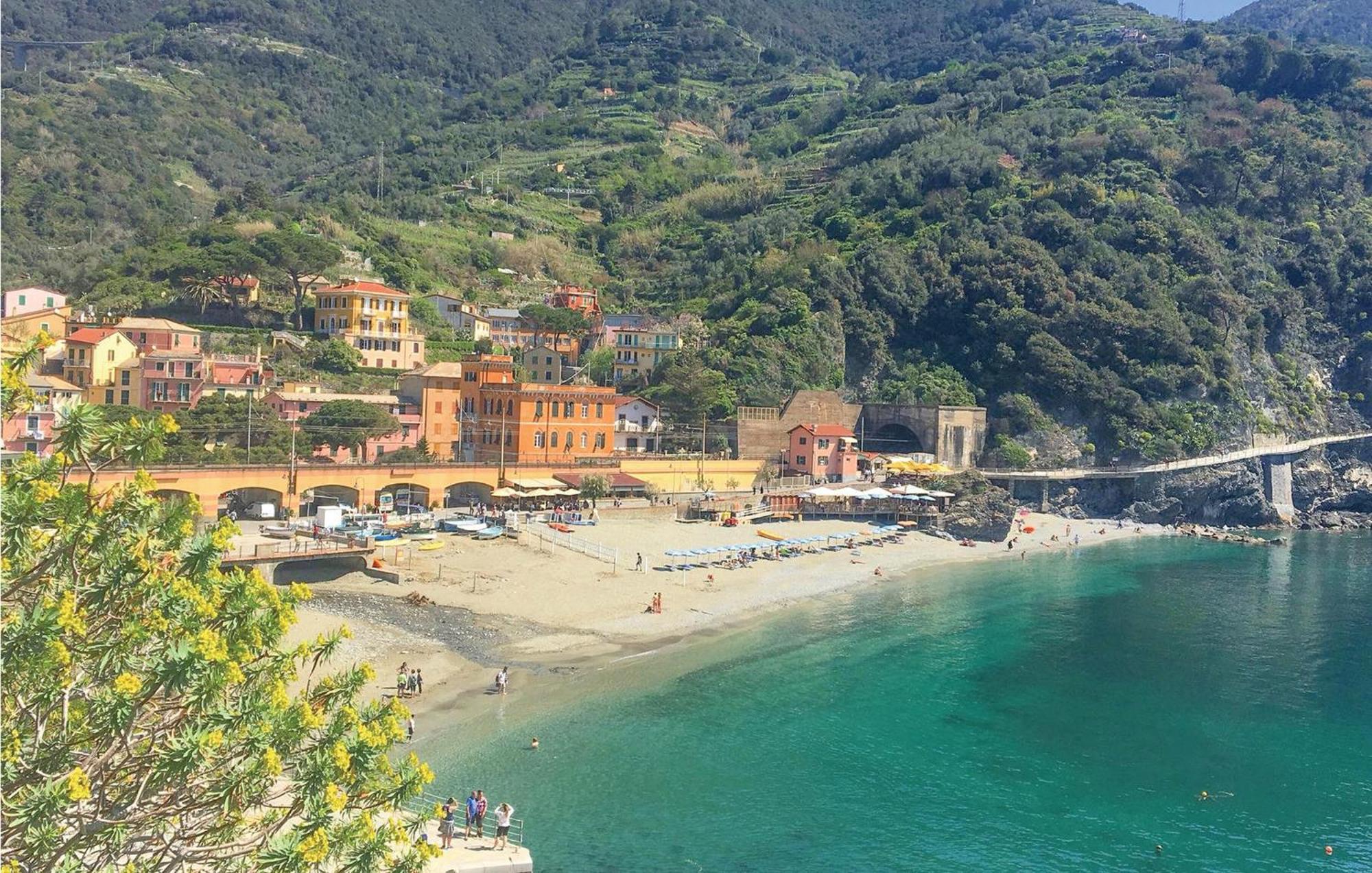 Seroa Vernazza Esterno foto